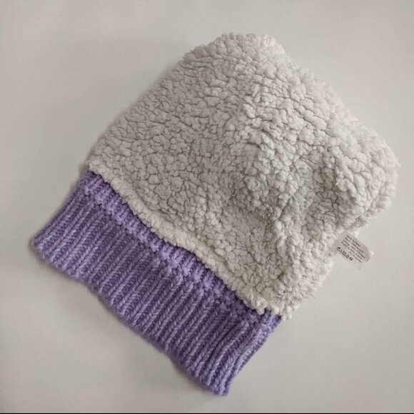 Purple cable knit Beanie with pom pom and mittens set - Picture 4 of 4
